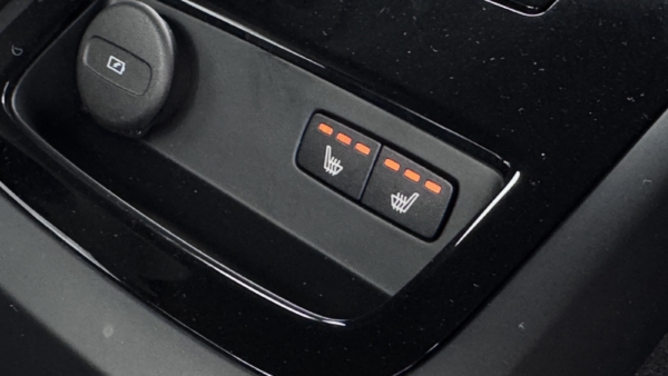Volvo S60 2.0 T8 Plug-in Hybrid Inscription AWD 2021 m. Įkraunamas hibridas 13