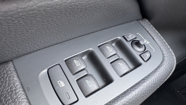 Volvo S60 2.0 T8 Plug-in Hybrid Inscription AWD 2021 m. Įkraunamas hibridas 28