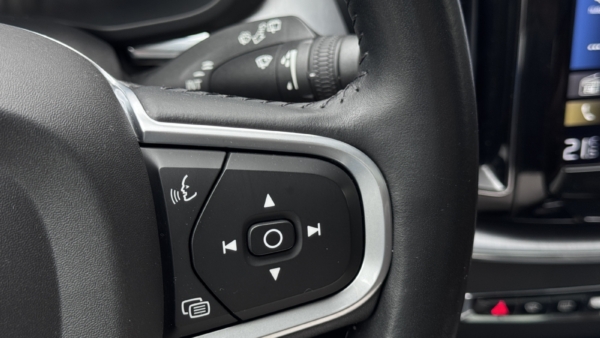 Volvo XC60 2.0 Plug-in Momentum AWD 2019 m. Įkraunamas hibridas 17