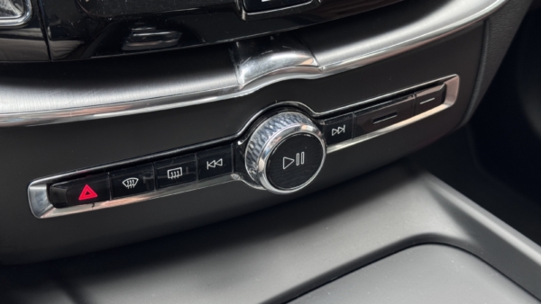 Volvo XC60 2.0 Plug-in Momentum AWD 2019 m. Įkraunamas hibridas 27