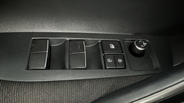 Toyota Corolla TS 1.8 Hybrid Active 2024 m. 27
