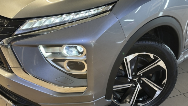 Mitsubishi Eclipse Cross 2,4 PHEV 4WD 2023 m. Įkraunamas hibridas 30