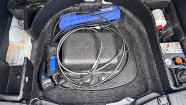 Ford Kuga 2.5 Plug-in Hybrid ST-line 2022 m. Įkraunamas hibridas 12