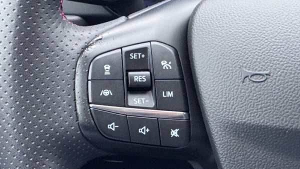 Ford Kuga 2.5 Plug-in Hybrid ST-line 2022 m. Įkraunamas hibridas 18
