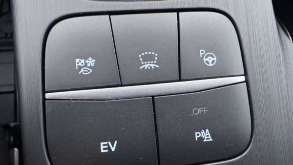 Ford Kuga 2.5 Plug-in Hybrid ST-line 2022 m. Įkraunamas hibridas 33