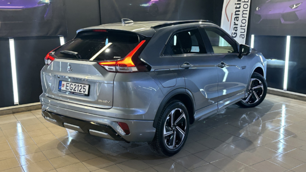 Mitsubishi Eclipse Cross 2,4 PHEV 4WD 2023 m. Įkraunamas hibridas 2
