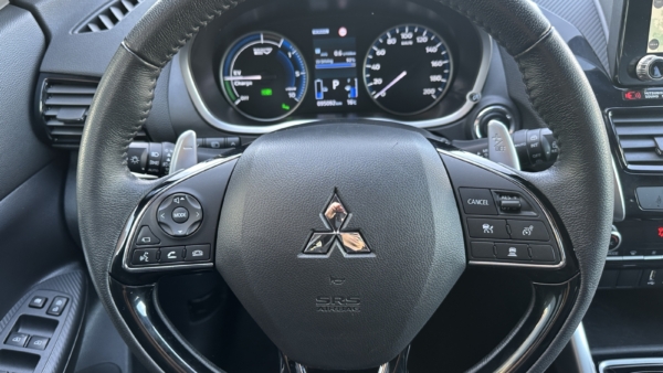Mitsubishi Eclipse Cross 2,4 PHEV 4WD 2023 m. Įkraunamas hibridas 6