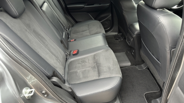 Mitsubishi Eclipse Cross 2,4 PHEV 4WD 2023 m. Įkraunamas hibridas 5