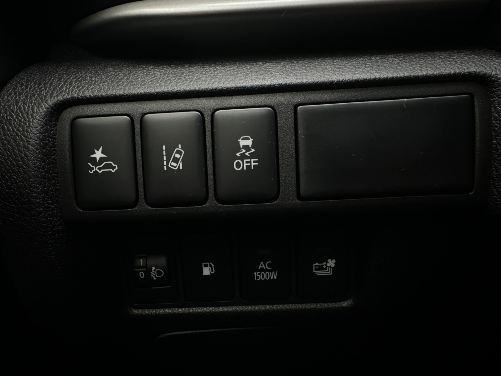 Mitsubishi Eclipse Cross 2,4 PHEV 4WD 2023 m. Įkraunamas hibridas 21
