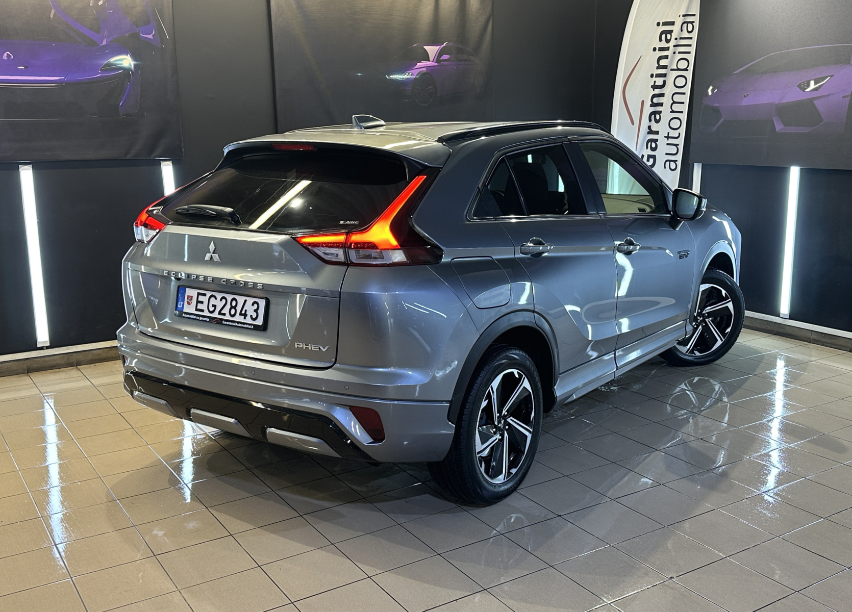 Mitsubishi Eclipse Cross 2,4 PHEV 4WD 2023 m. Įkraunamas hibridas 2