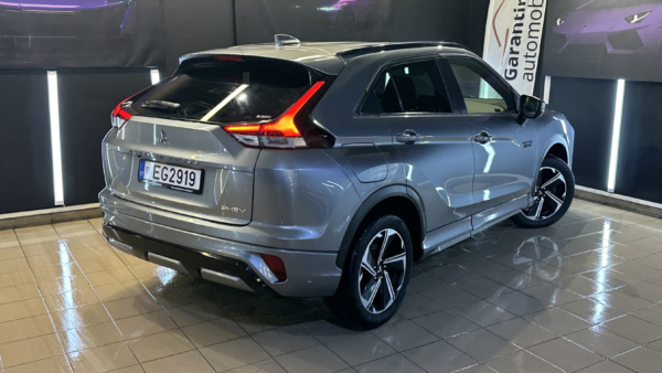 Mitsubishi Eclipse Cross 2,4 PHEV 4WD 2024 m. Įkraunamas hibridas 2