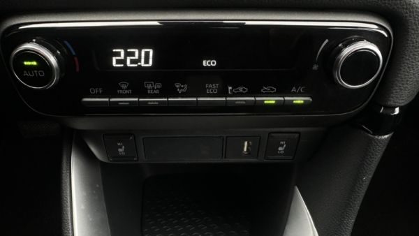 Toyota Yaris 1.5 Hybrid Active 2023 m. 23