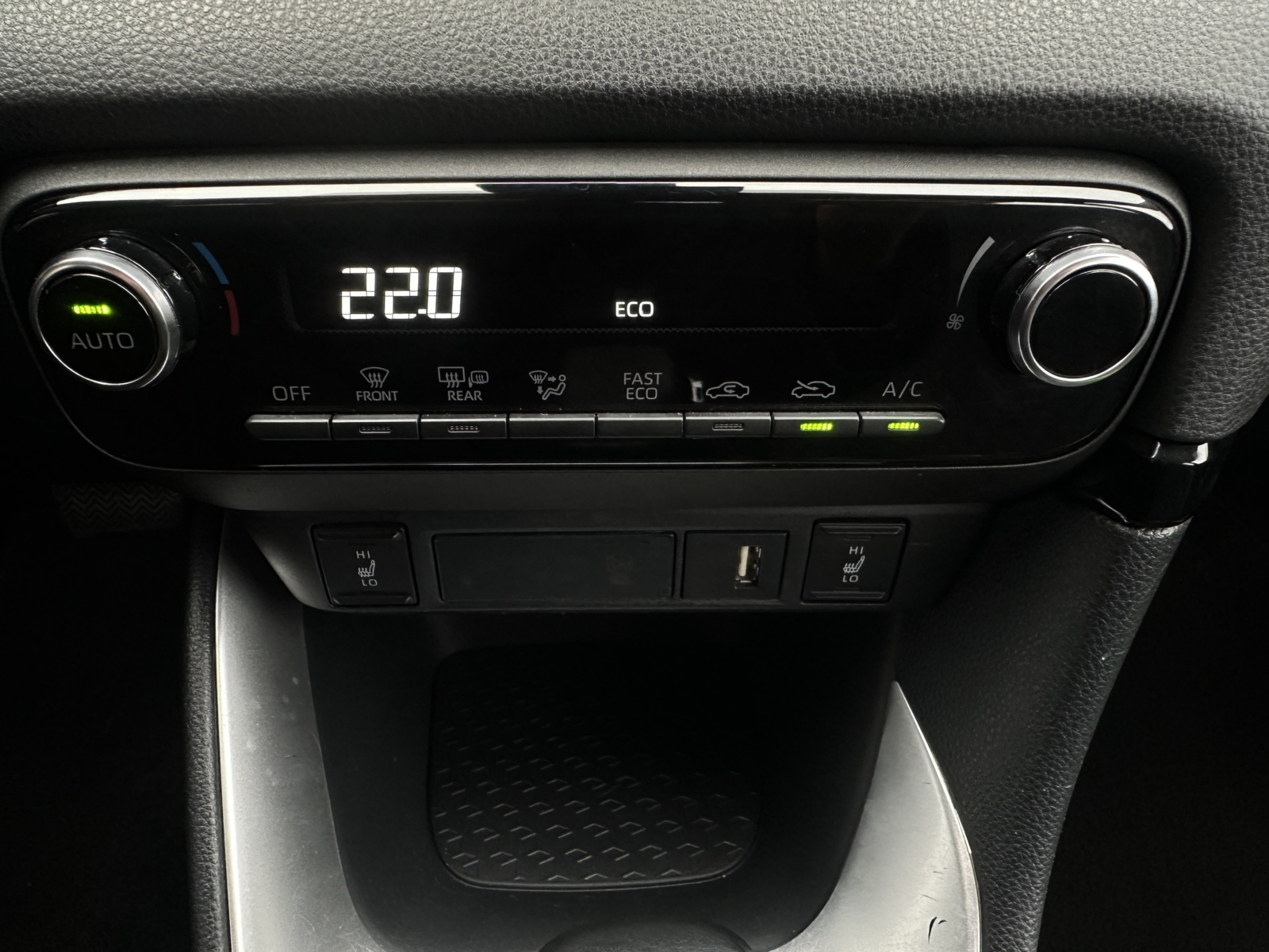 Toyota Yaris 1.5 Hybrid Active 2023 m. 23