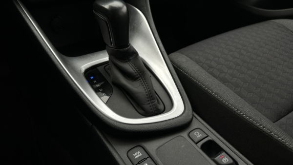 Toyota Yaris 1.5 Hybrid Active 2023 m. 25
