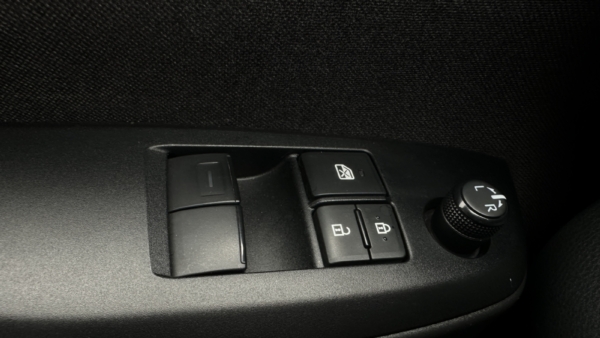 Toyota Yaris 1.5 Hybrid Active 2023 m. 27