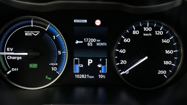 Mitsubishi Eclipse Cross 2,4 PHEV 4WD 2024 m. Įkraunamas hibridas 8