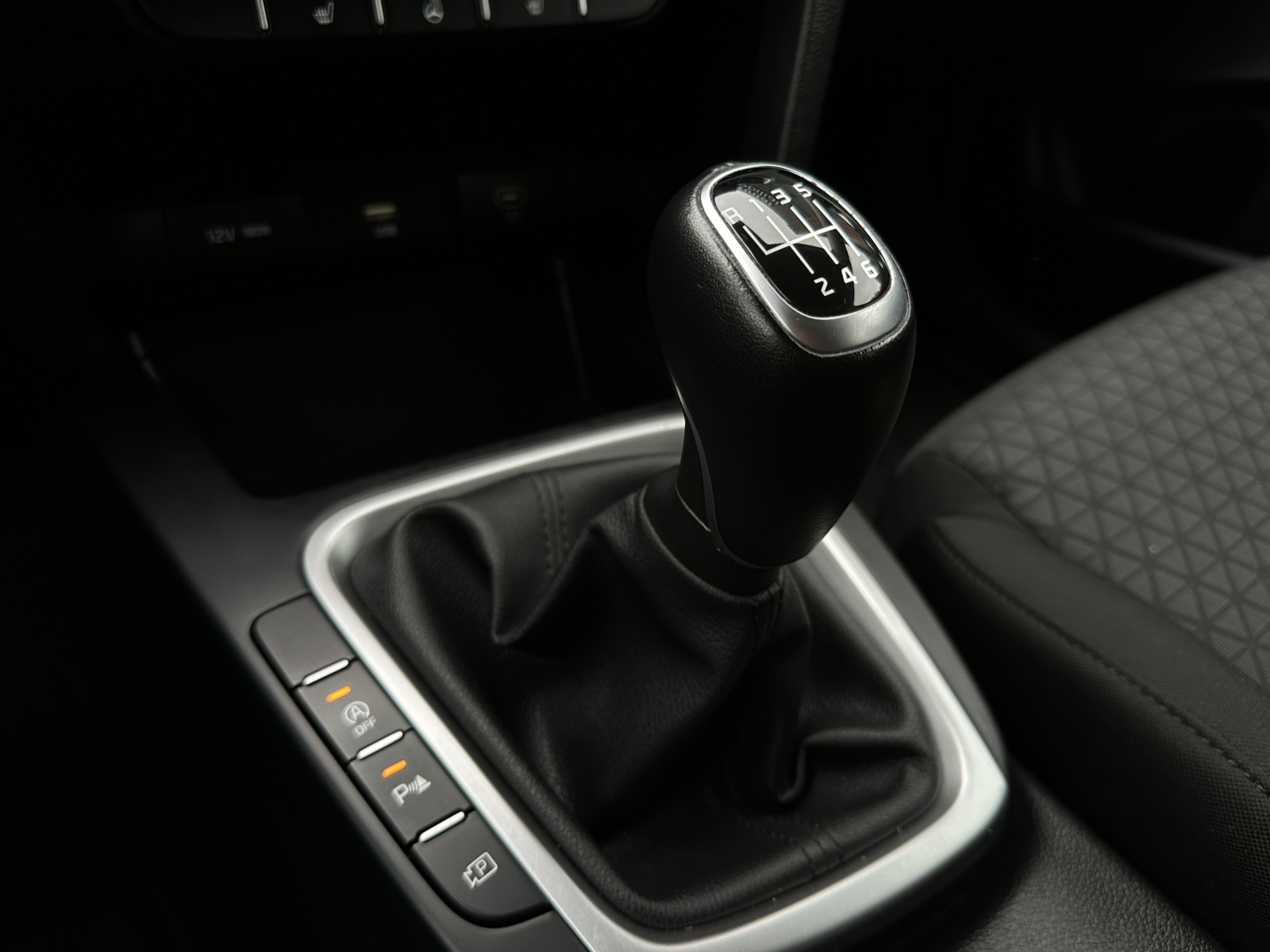Kia Cee’d 1.0 LX Plus 2023 m. Atnaujintas modelis 22