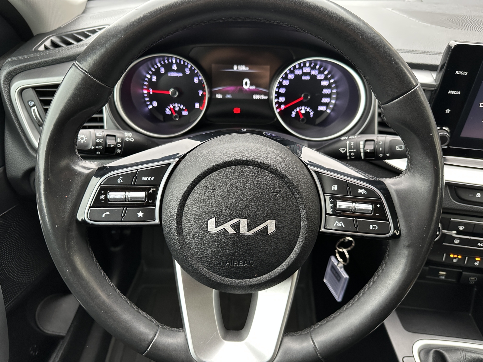 Kia Cee’d 1.0 LX Plus 2023 m. Atnaujintas modelis 9