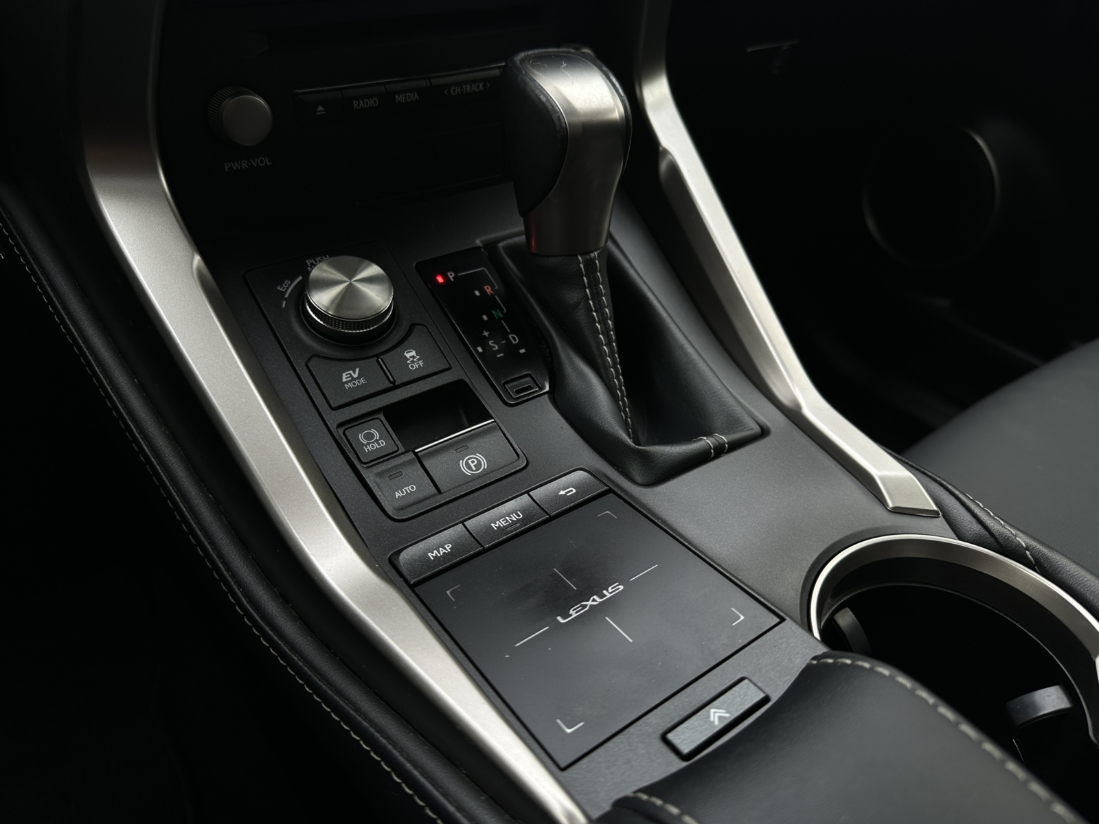 Lexus NX300h 2.5 Business AWD 2021 m. 18