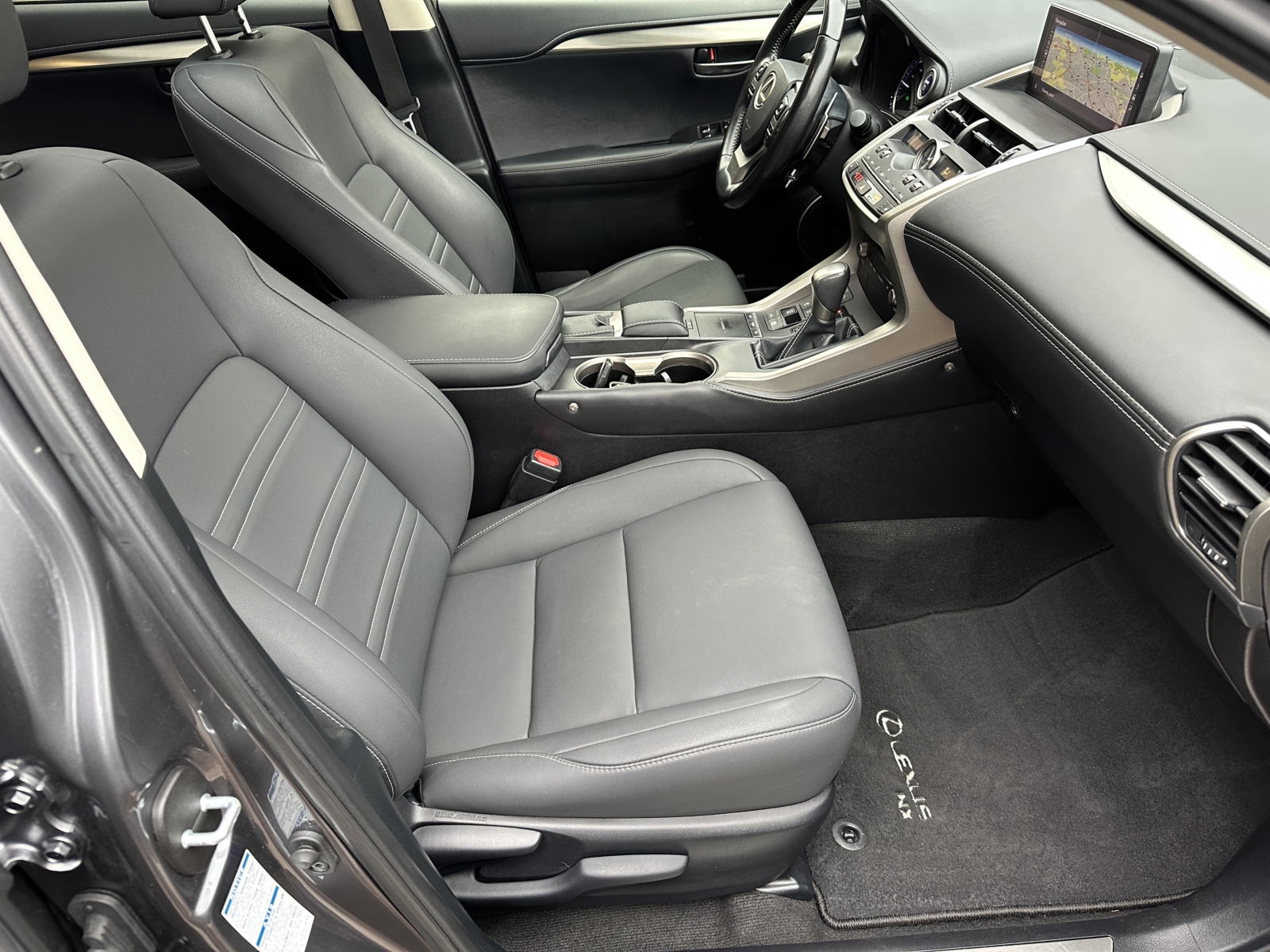 Lexus NX300h 2.5 Business AWD 2021 m. 4