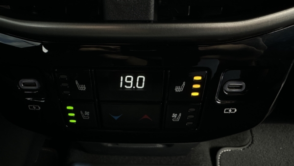 Lexus RX 450h+ 2.5 Hybrid Executive 2024 m. Plug-In 28