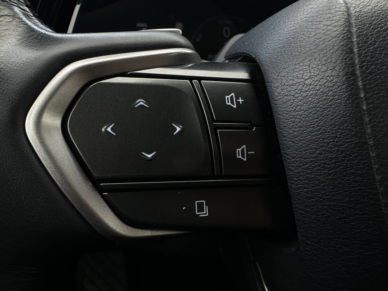 Lexus RX 450h+ 2.5 Hybrid Executive 2024 m. Plug-In 9