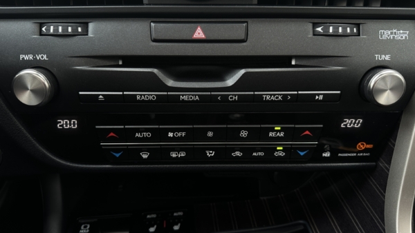 Lexus RX 450hL 3.5 Hybrid AWD Executive 2020 m. 22