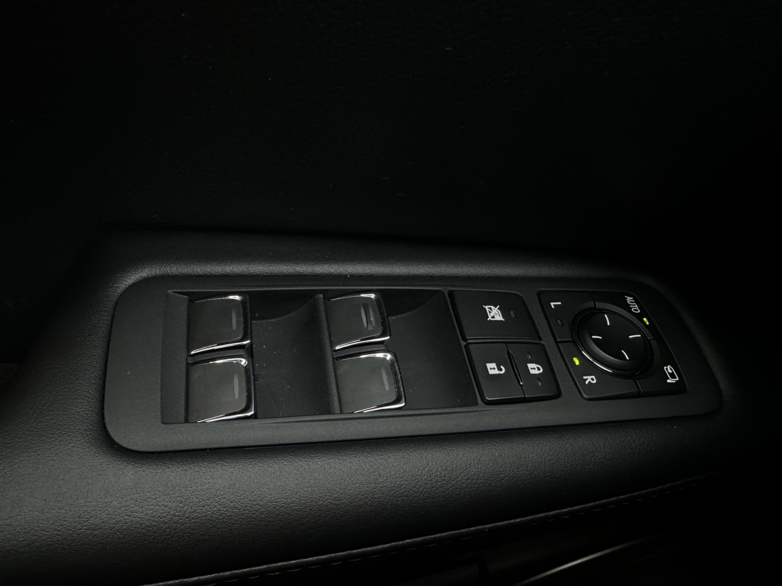 Lexus RX 450hL 3.5 Hybrid AWD Executive 2020 m. 28