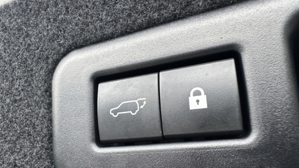 Lexus RX 450hL 3.5 Hybrid AWD Executive 2020 m. 34