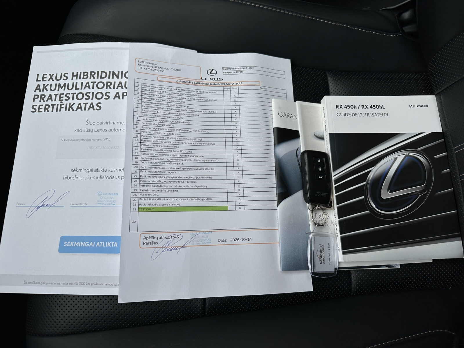 Lexus RX 450hL 3.5 Hybrid AWD Executive 2020 m. 40