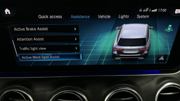 Mercedes Benz E220 4Matic AllTerrain 2021 m. 14