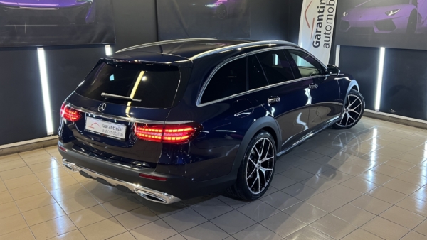 Mercedes Benz E220 4Matic AllTerrain 2021 m. 2