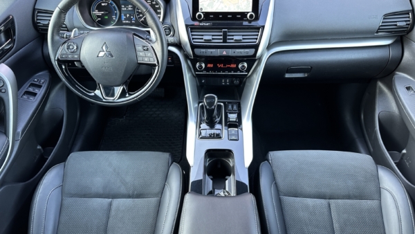 Mitsubishi Eclipse Cross 2,4 PHEV 4WD 2023 m. Įkraunamas hibridas 3