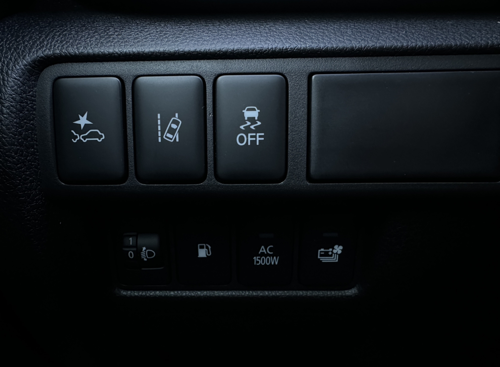 Mitsubishi Eclipse Cross 2,4 PHEV 4WD 2023 m. Įkraunamas hibridas 21