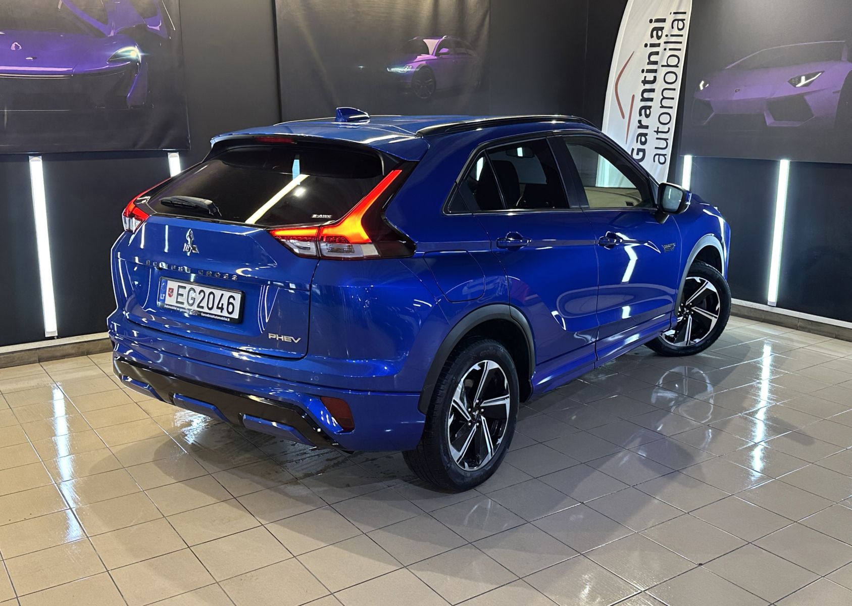 Mitsubishi Eclipse Cross 2,4 PHEV 4WD 2023 m. Įkraunamas hibridas 2