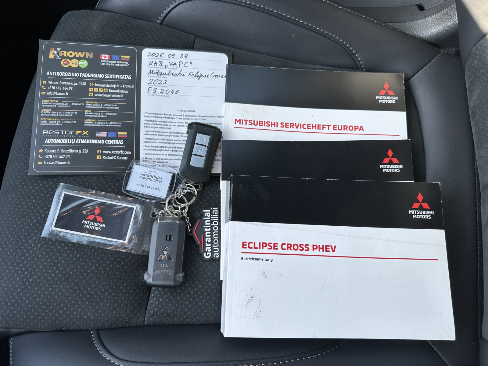 Mitsubishi Eclipse Cross 2,4 PHEV 4WD 2023 m. Įkraunamas hibridas 30
