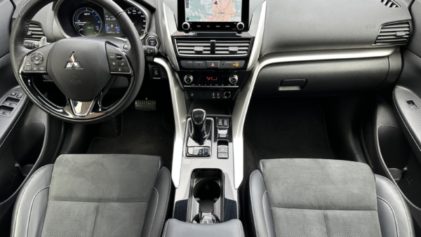 Mitsubishi Eclipse Cross 2,4 PHEV 4WD 2024 m. Įkraunamas hibridas 3