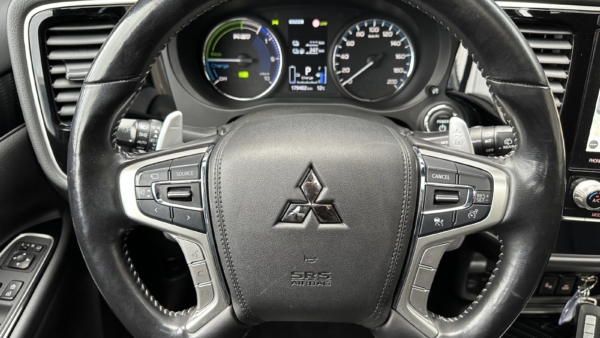 Mitsubishi Outlander 2.4 PHEV 4WD 2021 m. Įkraunamas hibridas. 6