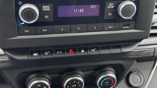 Renault Trafic 2.0 2024 m. Keleivinis mikroautobusas 9 vietų 14