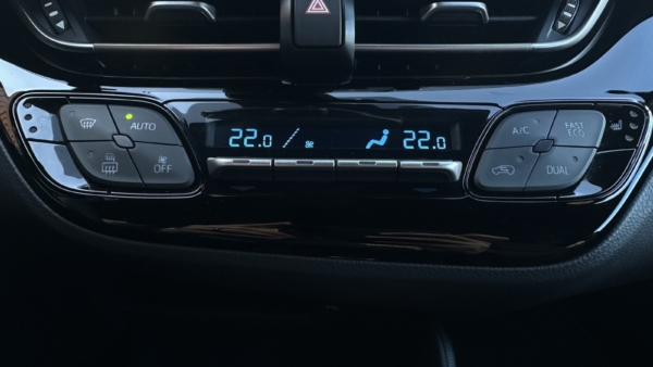Toyota C-HR 1.8 Hybrid Dynamic 2020 m. 20