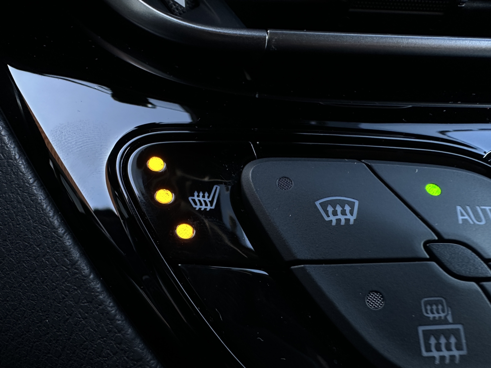 Toyota C-HR 1.8 Hybrid Dynamic 2020 m. 21