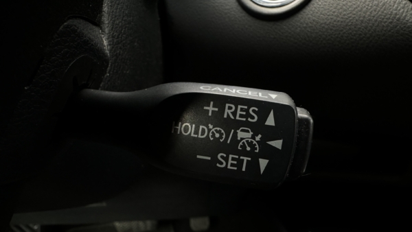 Toyota C-HR 1.8 Hybrid Dynamic 2021 m. 14