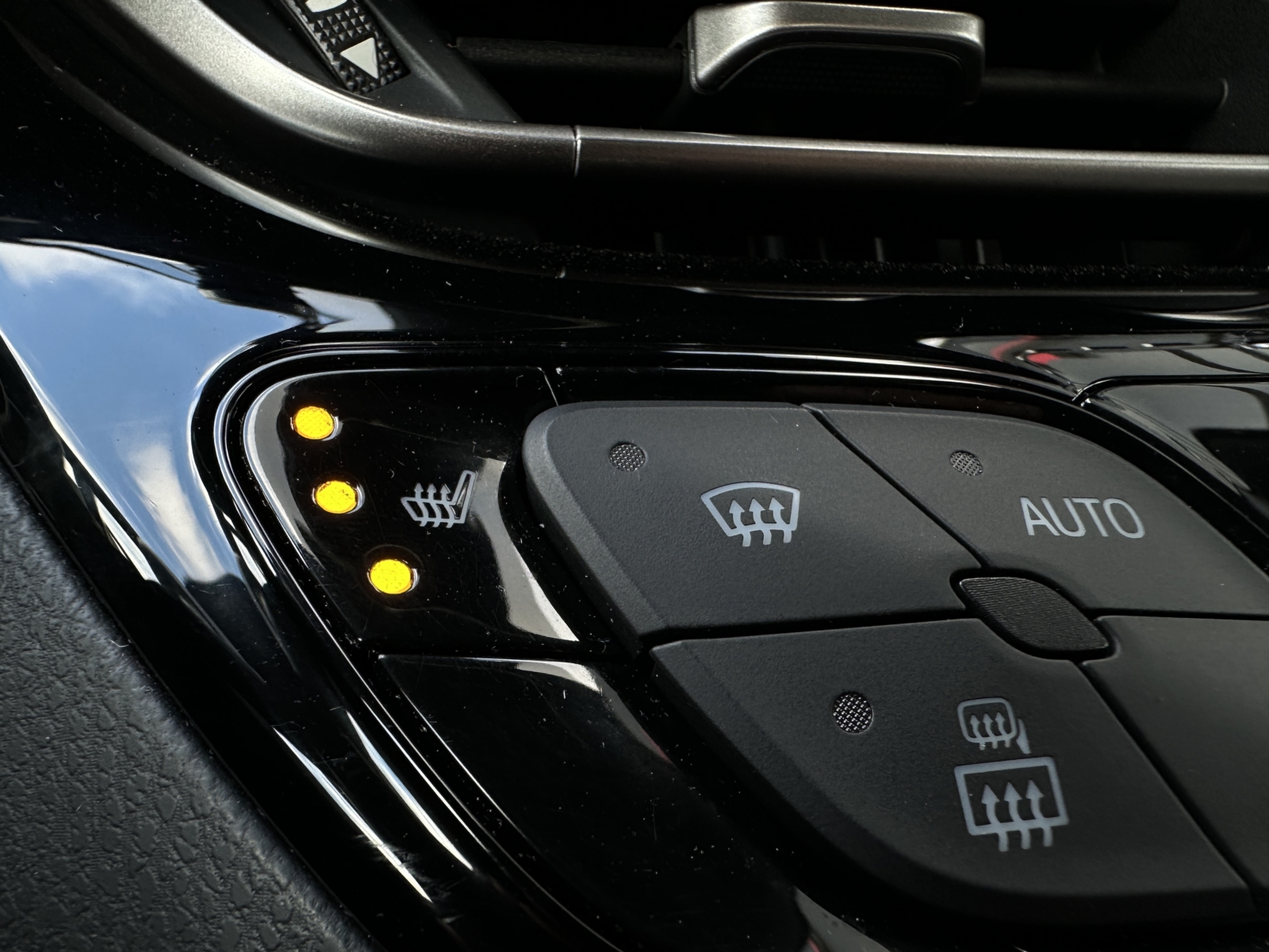 Toyota C-HR 1.8 Hybrid Dynamic 2021 m. 20