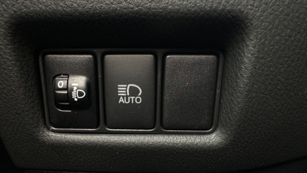 Toyota C-HR 1.8 Hybrid Dynamic 2021 m. 22
