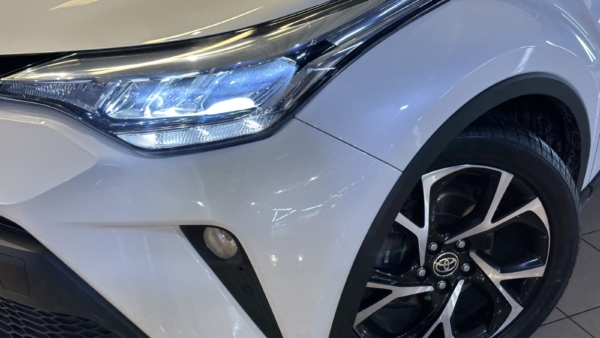 Toyota C-HR 1.8 Hybrid Dynamic 2021 m. 28