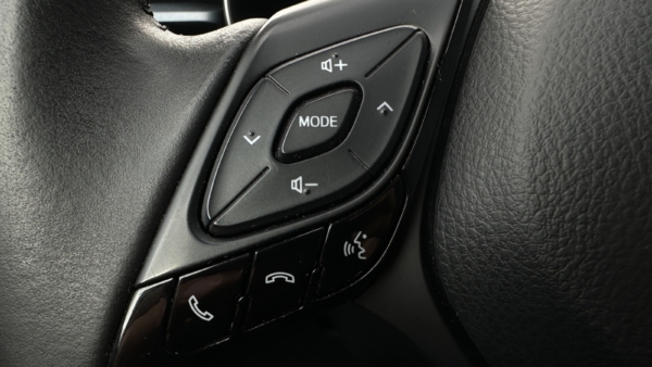 Toyota C-HR 1.8 Hybrid Dynamic 2021 m. 10