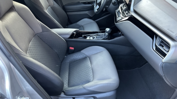 Toyota C-HR 2.0 Hybrid Lounge 2023 m. 4