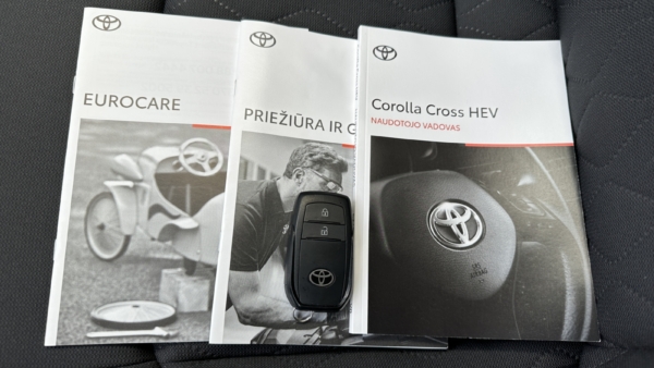 Toyota Corolla Cross 1.8 Active 2024 m. 28
