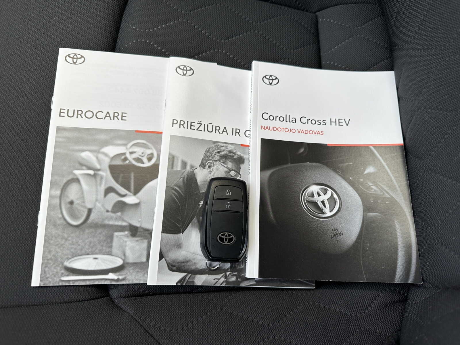 Toyota Corolla Cross 1.8 Active 2024 m. 28