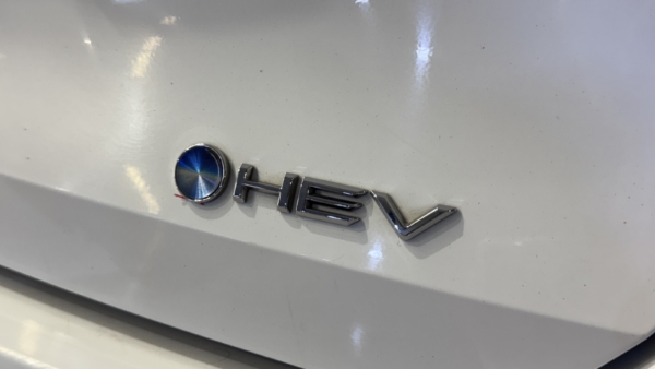 Toyota Corolla TS 1.8 Hybrid Active 2024 m. 3
